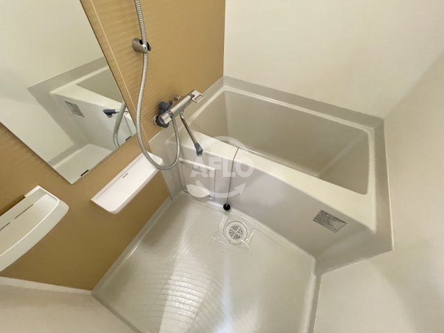 バス・シャワールーム　エスリード弁天町ベイコート　風呂