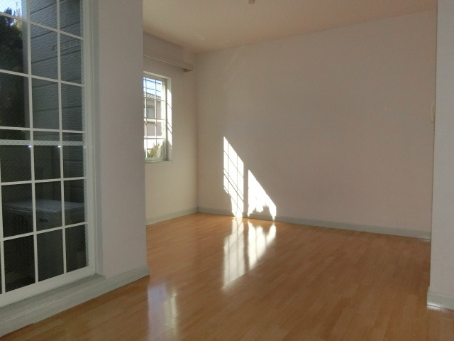 居室・リビング　ダイニングとリビング部分を分けて使用可能です。