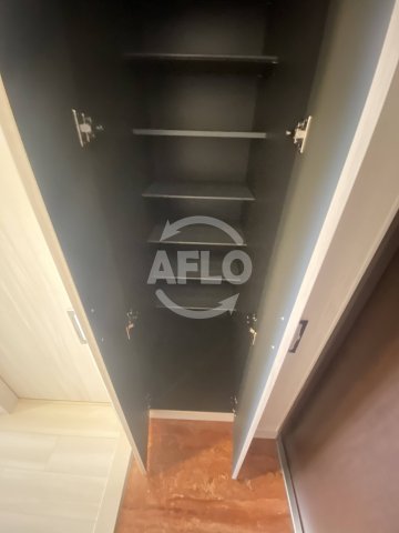 収納　プレジオ弁天町EURO（プレジオ弁天町ユーロ）　玄関収納