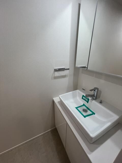 洗面設備　使いやすい洗面所です