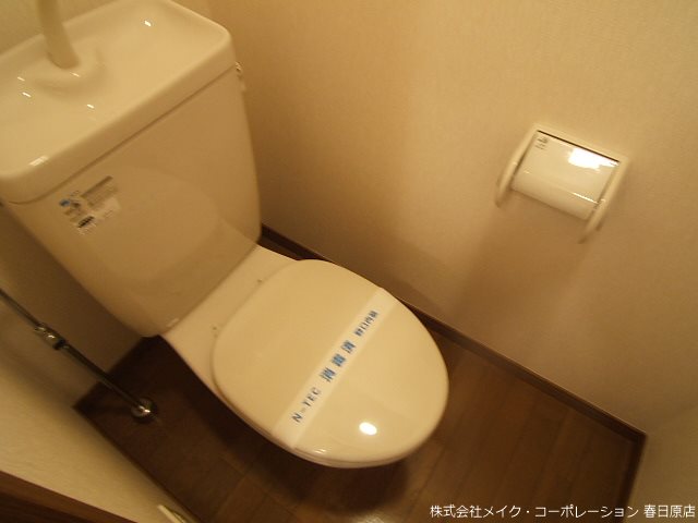 トイレ　写真は同型タイプ
