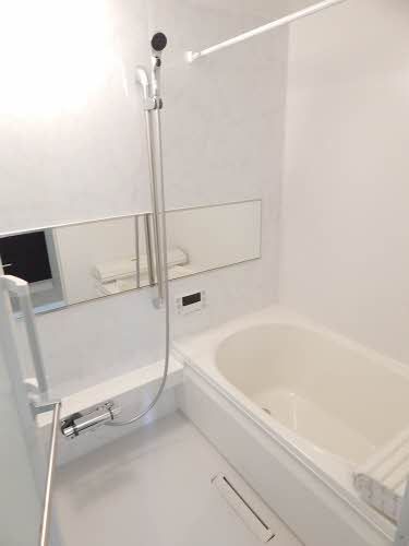 バス・シャワールーム　浴室