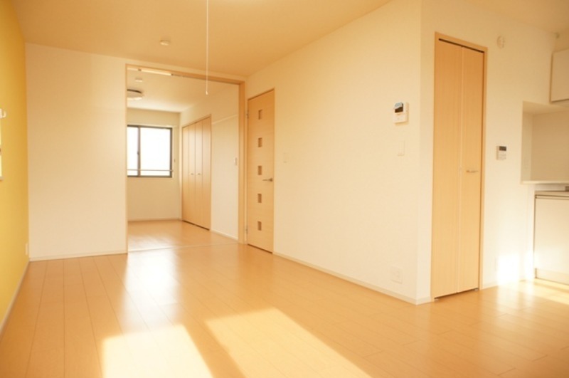 居室・リビング　図面と現状に相違がある場合には現状を優先