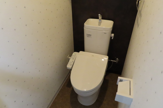 トイレ　トイレもきれいです