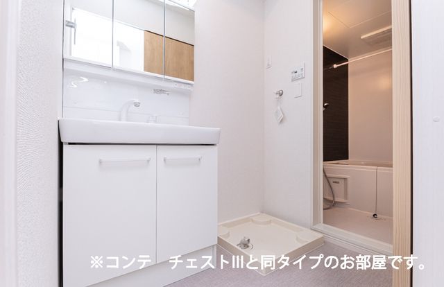 洗面設備　同メーカー施工例