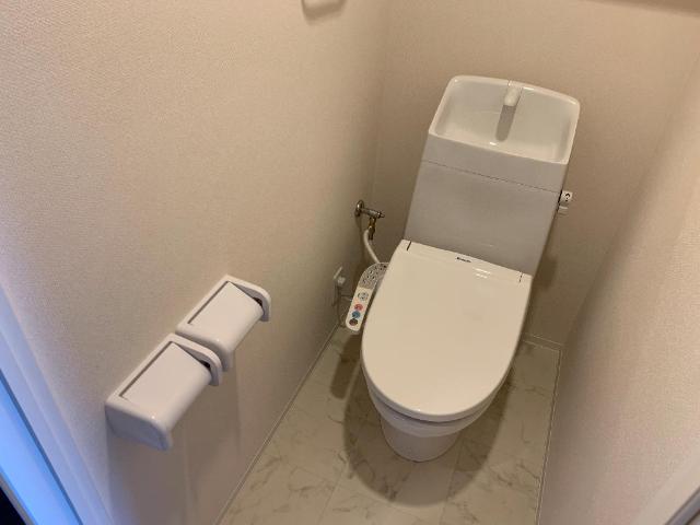 トイレ　シャワー付トイレ（イメージ）