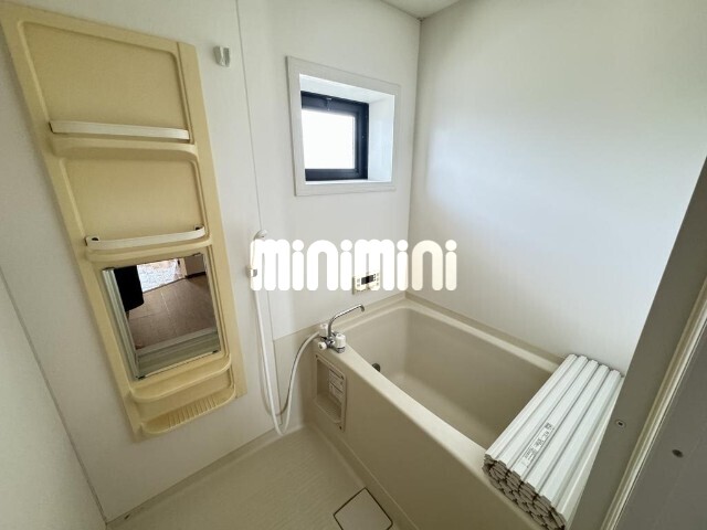 バス・シャワールーム　同物件別室のイメージ写真