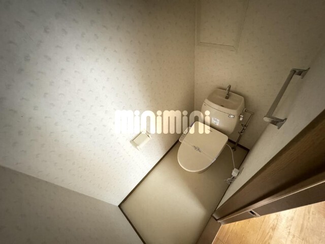 トイレ　同物件別室のイメージ写真