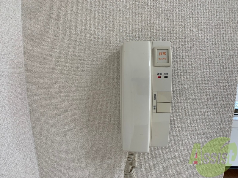 セキュリティ　インターホンです。防犯対策もばっちりですね。