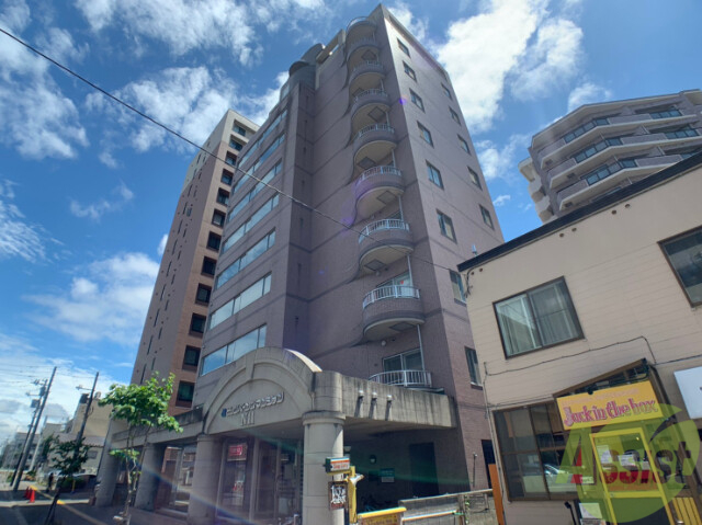 建物外観　札幌市北区北１１条西「ビッグバーンズマンションＮ１１」