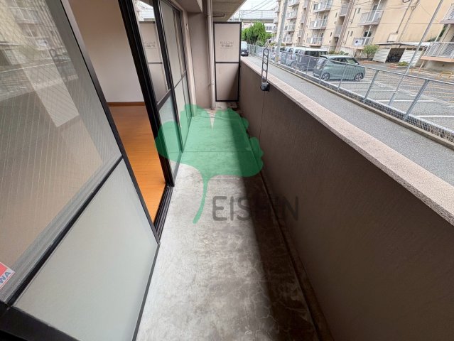 バルコニー　日当たりの良いバルコニーです！