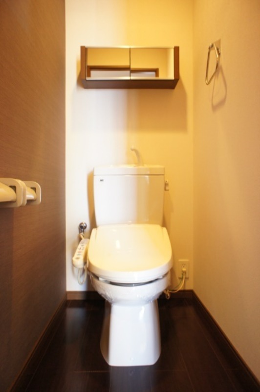 トイレ　図面と現状に相違がある場合には現状を優先