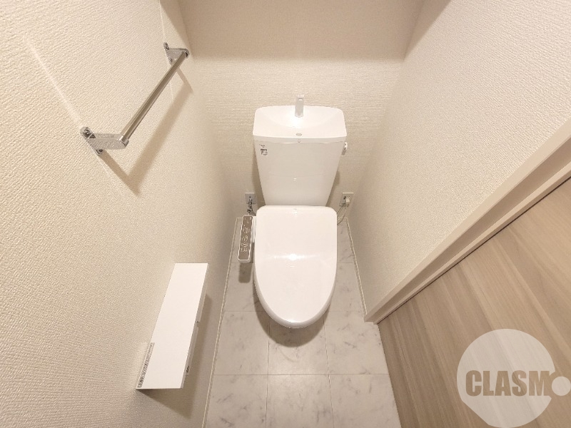 トイレ　ウォシュレット＆ウォームレット