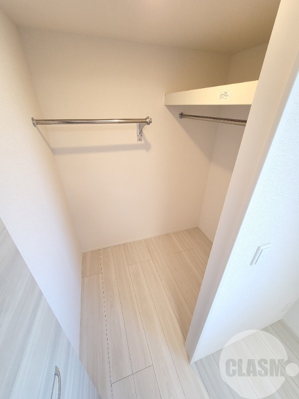 収納　ウォークインクローゼット