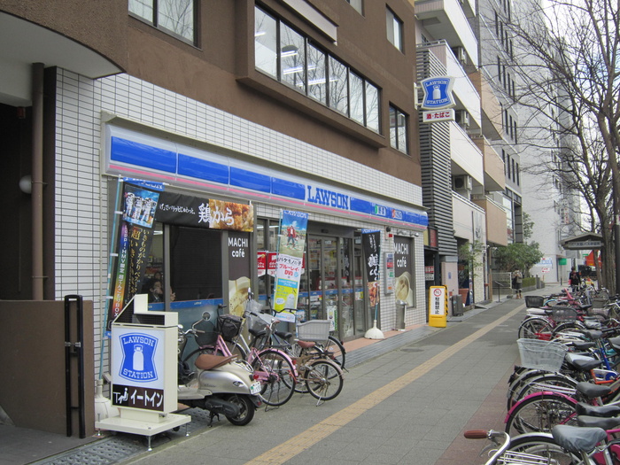 コンビニ　ローソン（コンビニ）まで910m