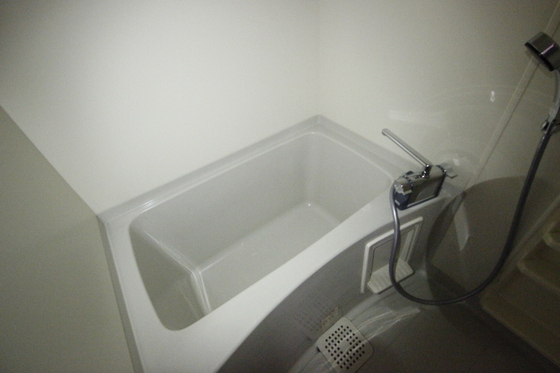 バス・シャワールーム　※別号室の写真です