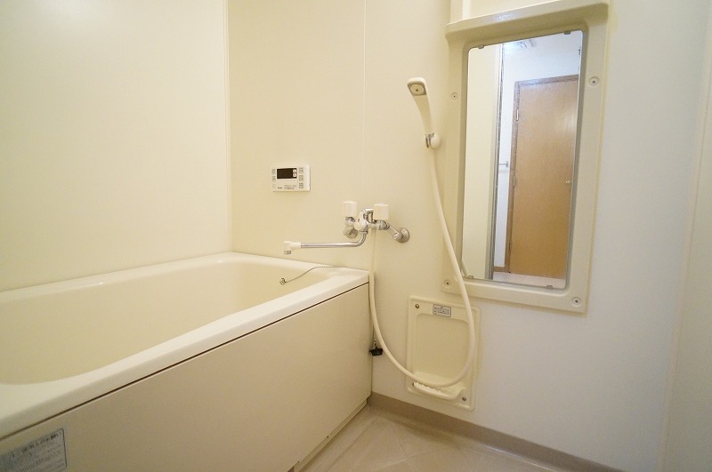 バス・シャワールーム　図面と現状に相違がある場合には現状を優先