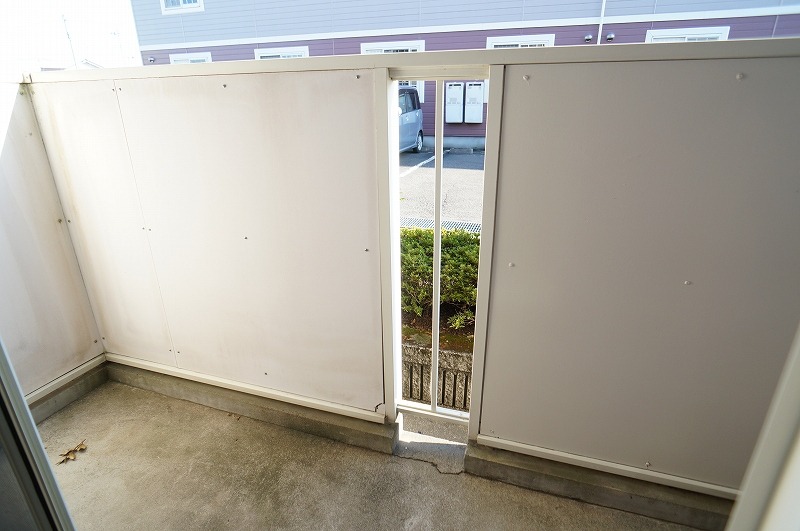 バルコニー　図面と現状に相違がある場合には現状を優先