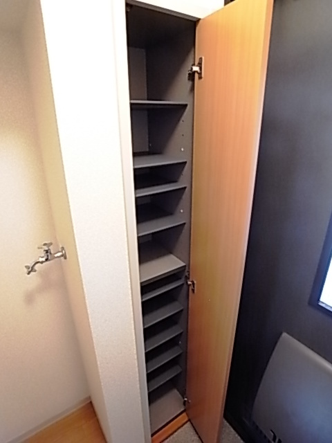 玄関　シューズボックス