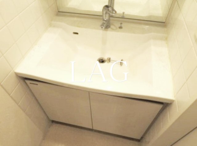 洗面設備　洗面台です。