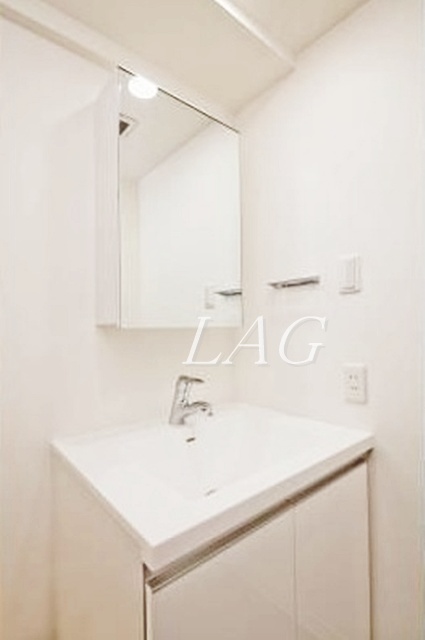 洗面設備　洗面台です。