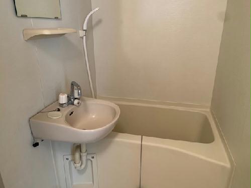 バス・シャワールーム　現況優先