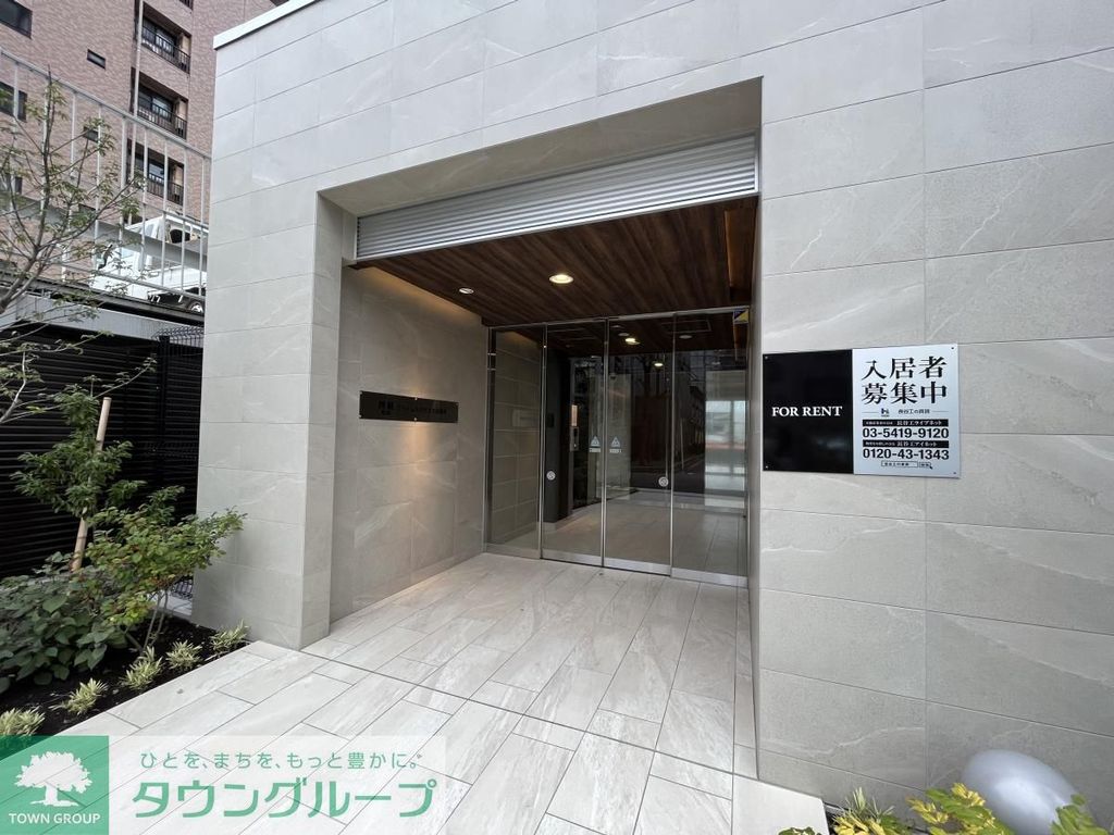 エントランス　エントランス