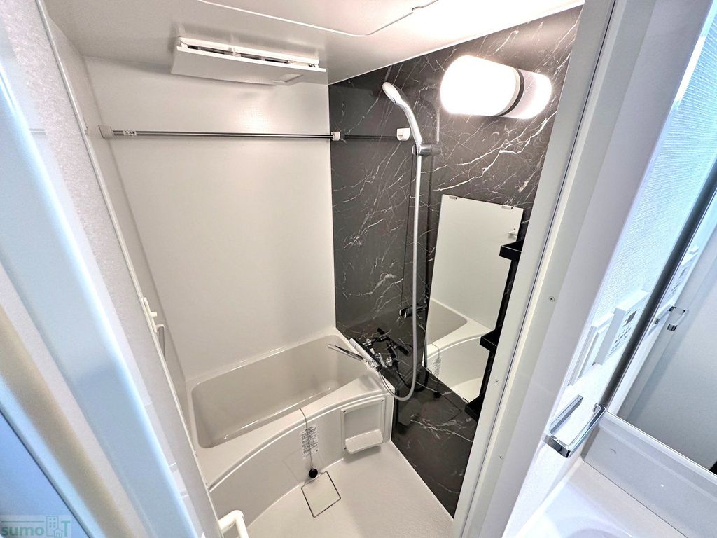 バス・シャワールーム　バルコニー