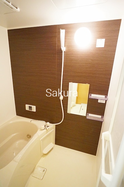 バス・シャワールーム　清潔感のある快適バスルーム♪