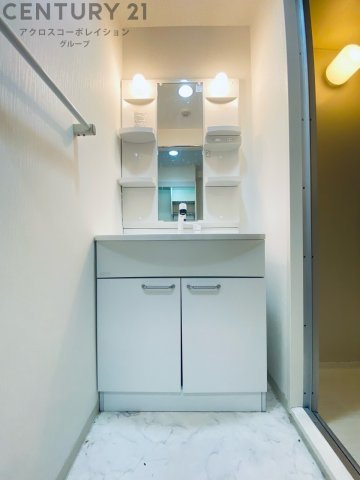 洗面設備　独立洗面化粧台付き☆