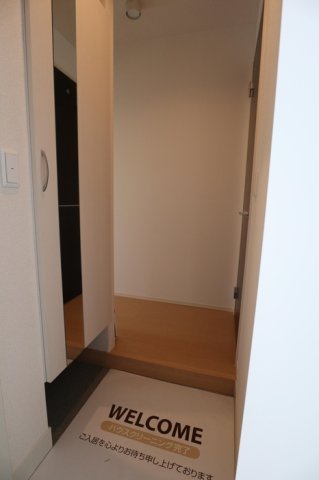 玄関　※別部屋写真