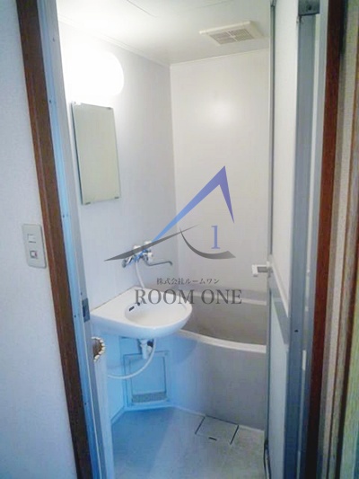 バス・シャワールーム　お風呂です。