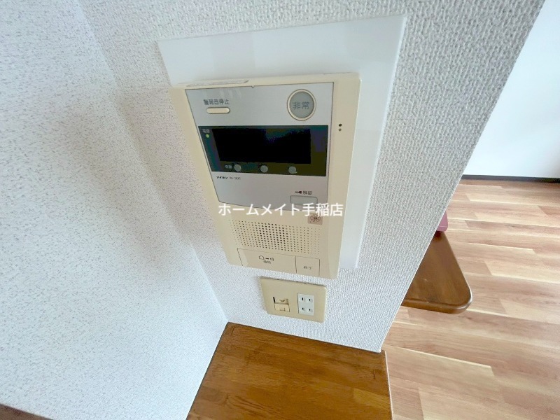 セキュリティ　モニター付きインターホン♪