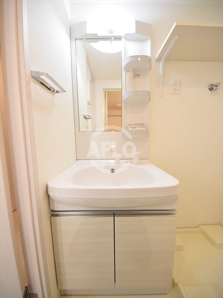 洗面設備　ファーストフィオーレ本町イースト　独立洗面台