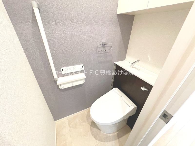 トイレ　同型完成モデル