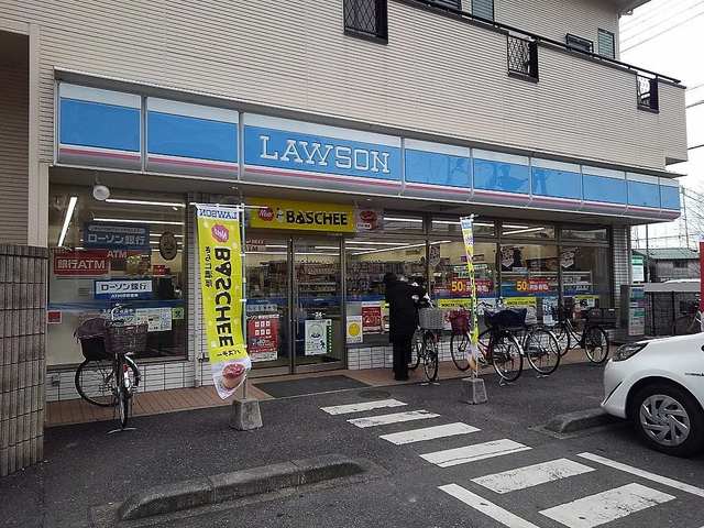 コンビニ　ローソン草加谷塚町店（コンビニ）まで550m