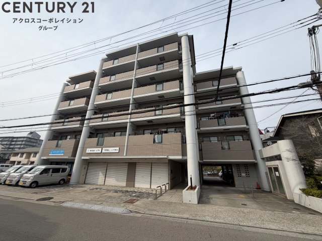 建物外観　オートロック付き☆