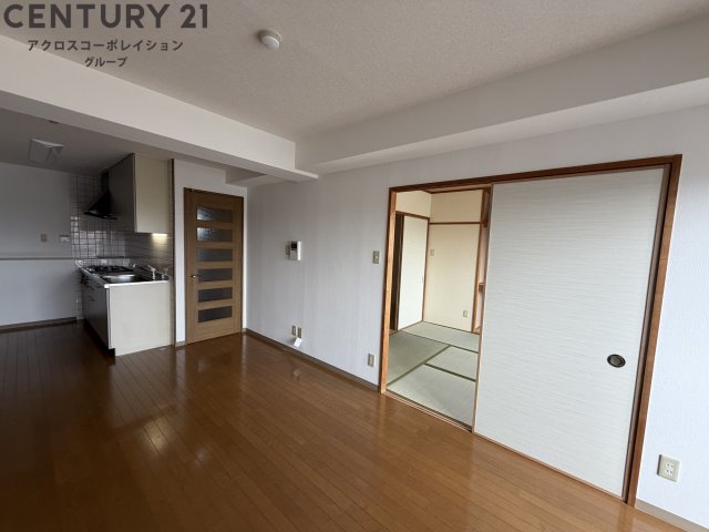 居室・リビング　落ち着いた雰囲気のリビング