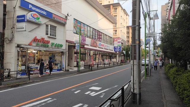 ショッピングセンター　西松屋三和百合ヶ丘店（ショッピングセンター）まで1129m