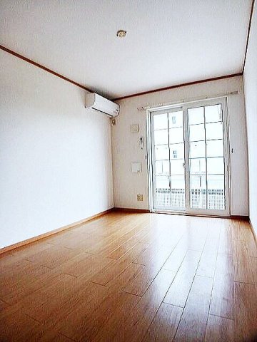 その他部屋・スペース　明るい色調の室内です