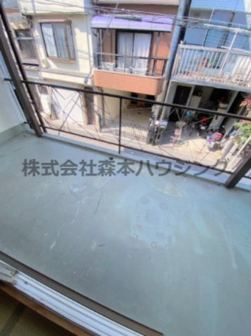バルコニー　落ち着いた時間を過ごせるバルコニーです
