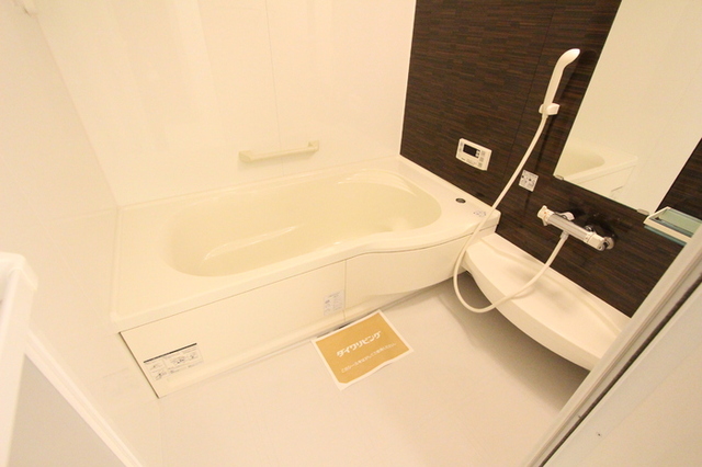 バス・シャワールーム　浴室