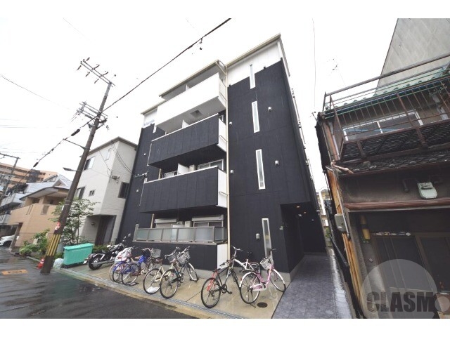 建物外観　シンプルな色合いの外観です