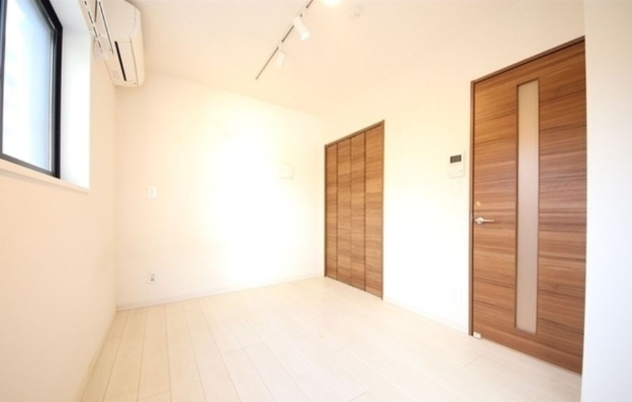 居室・リビング　★広々居室スペース★