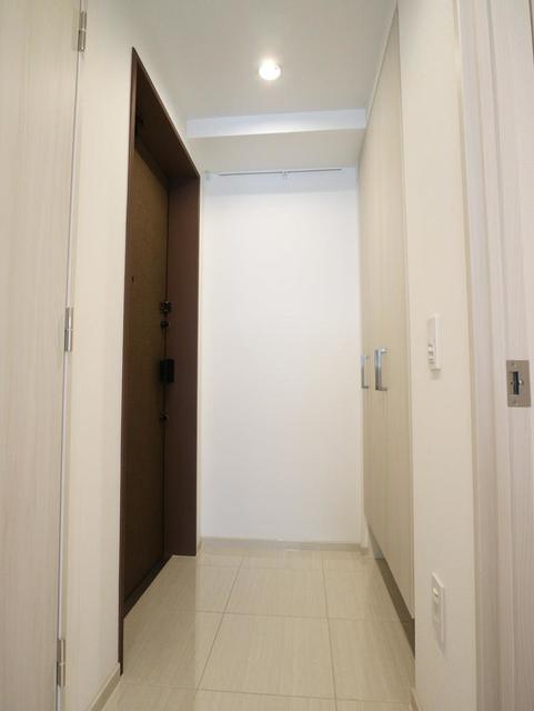 玄関　※写真は同タイプ住戸です。