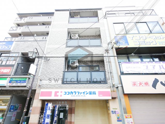 建物外観　落ち着いた雰囲気の外観です