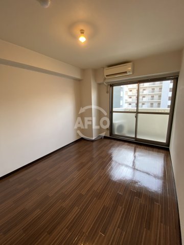 居室・リビング　インペリアル靱本町　リビング