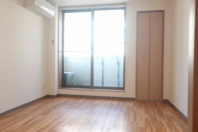 居室・リビング　?