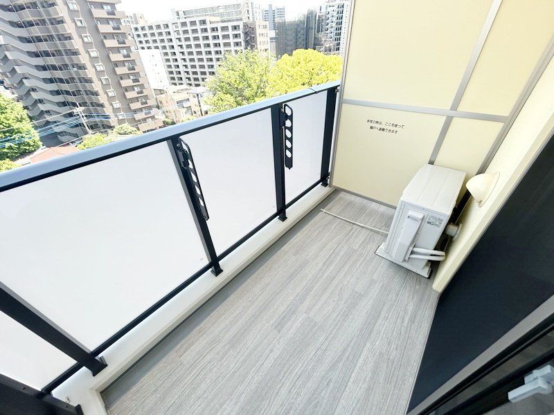 バルコニー　バルコニー
