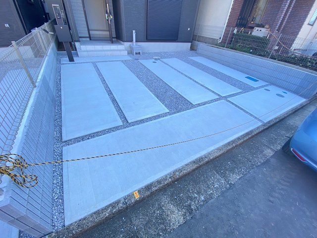 駐車場　駐車場